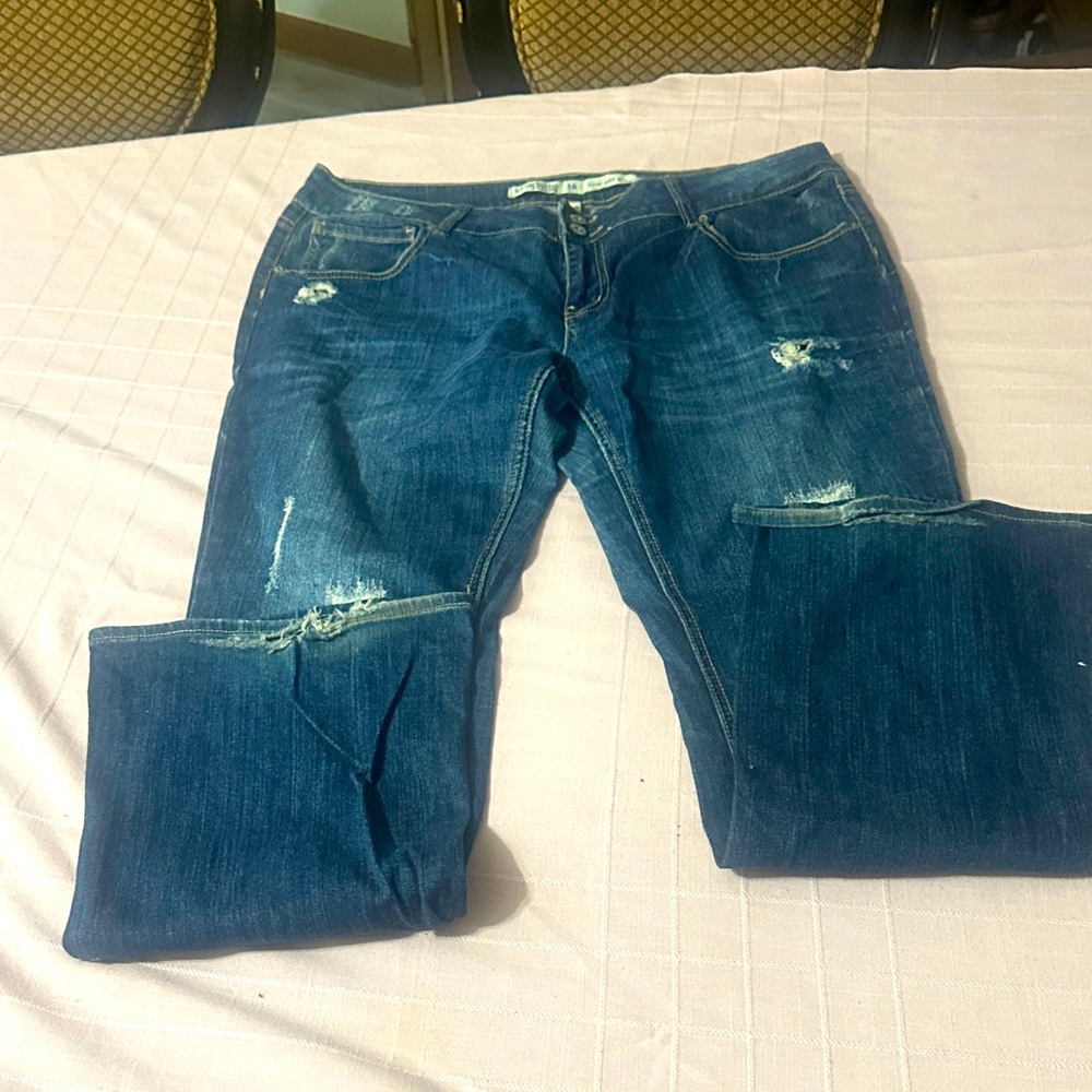 Charlotte Russe sz 16 Blue Straight Leg Jeans
